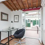 Trevi Penthouse With Jacuzzi